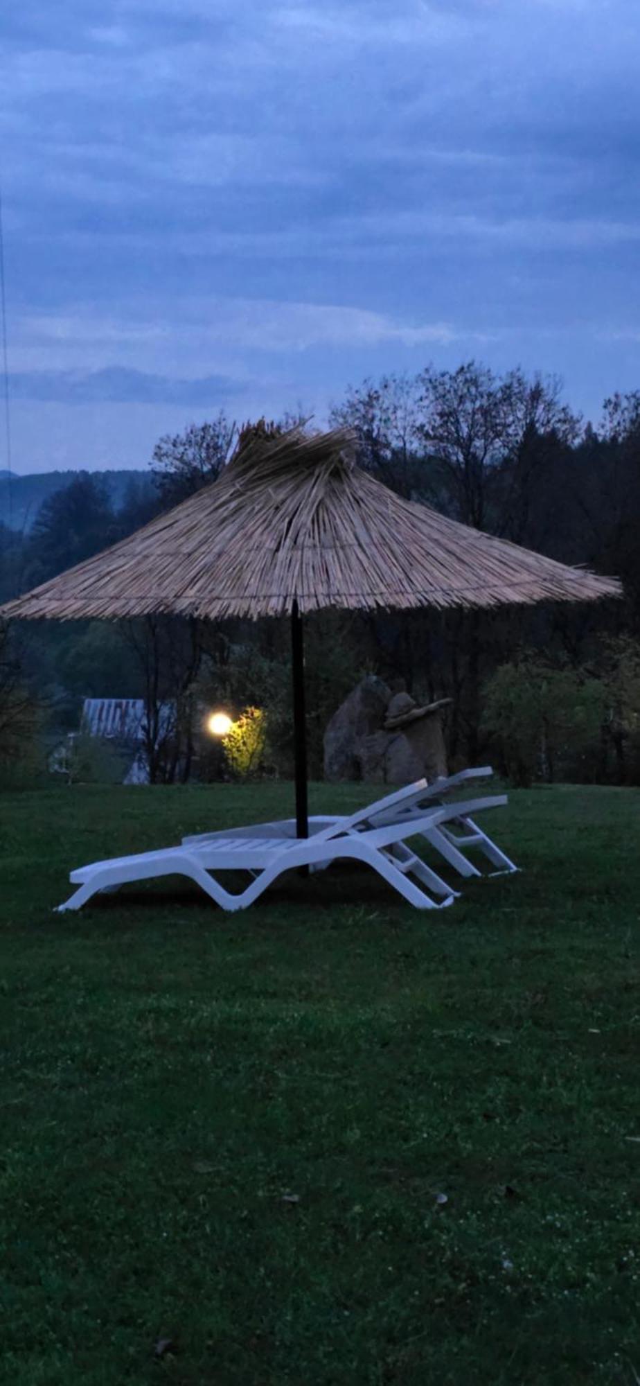 Chrzaszczewo Widokowe Wzgorze 2 Appartement Uherce Mineralne Buitenkant foto